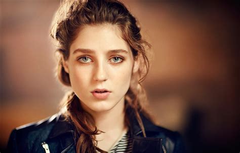 Birdy music artist - Over 60 years of recorded music history from Aretha Franklin & Led Zeppelin to Bruno Mars & Ed Sheeran.